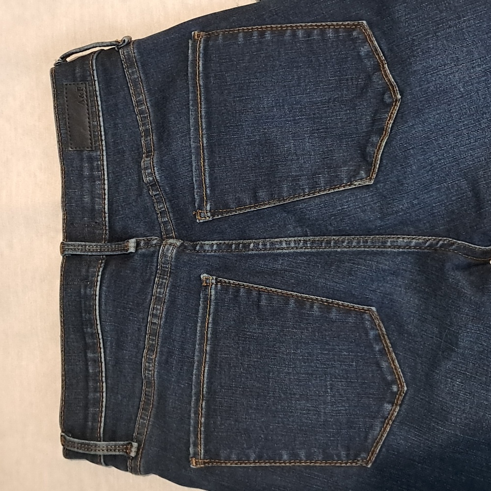 Abercrombie & Fitch Ultra High Rise Super Skinny Size 2/26. Distressed. - Picture 3 of 14